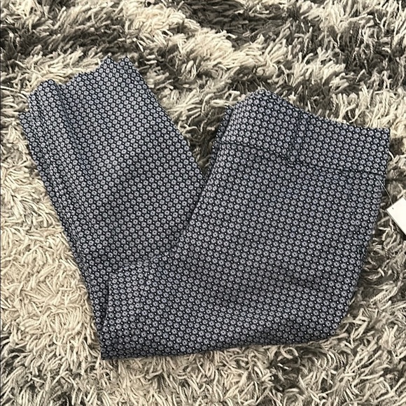 Ann Taylor Blue Chinos Tailored Fit - Picture 1 of 6